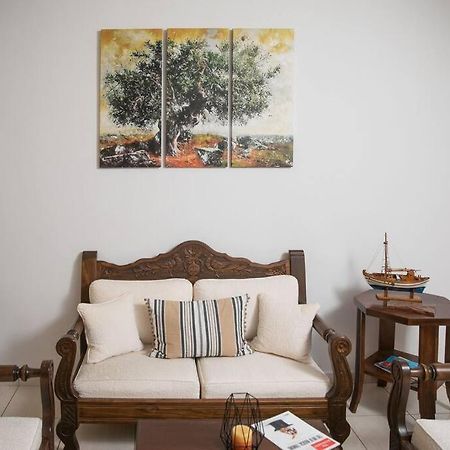 Aegina Town Apartment , With Private Parking Luaran gambar
