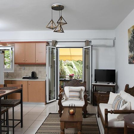 Aegina Town Apartment , With Private Parking Luaran gambar