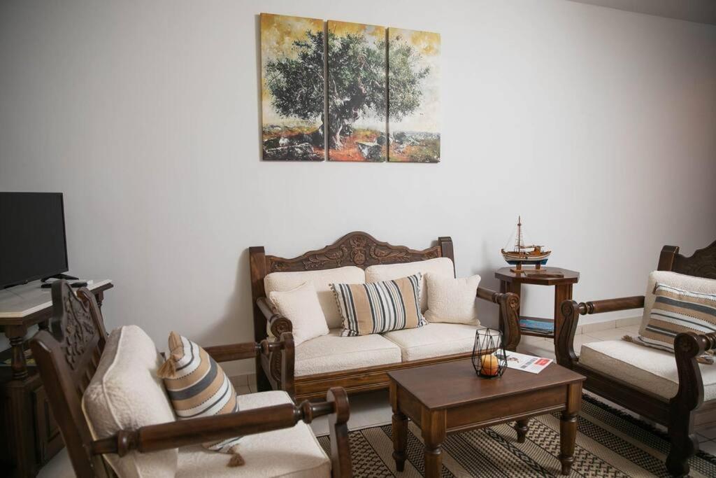 Aegina Town Apartment , With Private Parking Luaran gambar