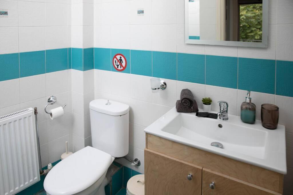 Aegina Town Apartment , With Private Parking Luaran gambar